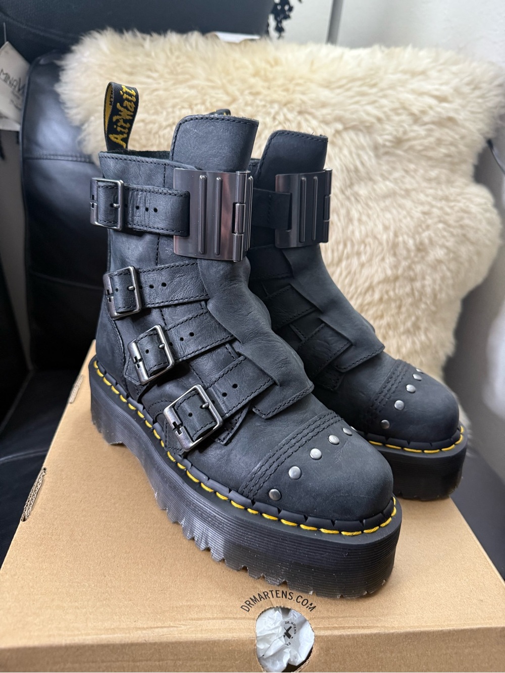 NWT Dr. Marten Jadon Hinge Platform Boot Studs Buckles Grunge Htf M5/W6